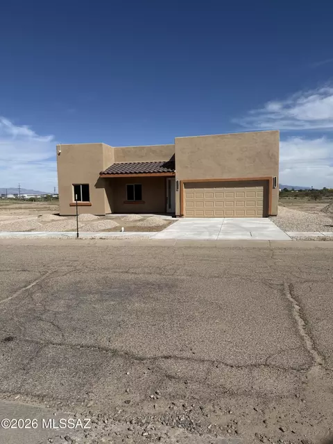 5583 S Swires Rd, Tucson, AZ 85746