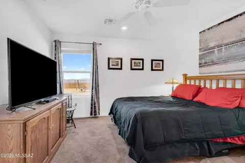 Bedroom - 8801 E Canyon Walnut Way, Vail, AZ 85641 photo 2 of 7