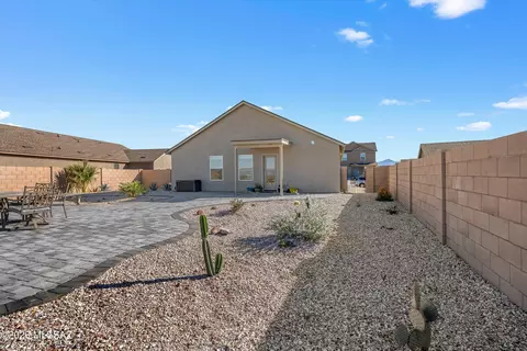 Exterior - 8801 E Canyon Walnut Way, Vail, AZ 85641 photo 9 of 11