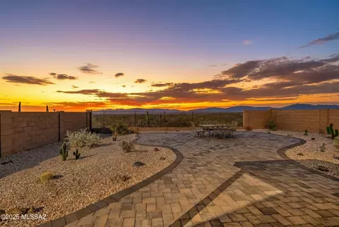 Exterior - 8801 E Canyon Walnut Way, Vail, AZ 85641 photo 8 of 11