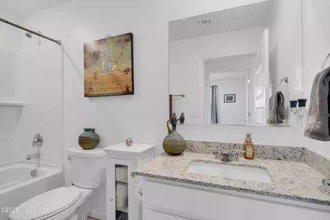 Bath - 8801 E Canyon Walnut Way, Vail, AZ 85641 photo 2 of 2