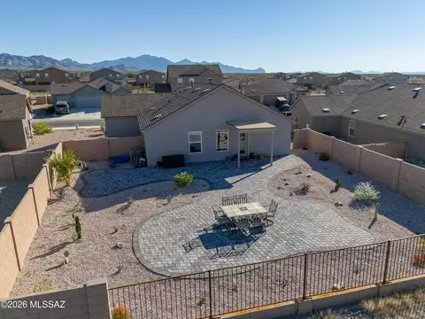 Exterior - 8801 E Canyon Walnut Way, Vail, AZ 85641 photo 10 of 11