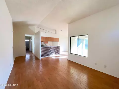 Living - 9248 N Eaglestone Loop, Tucson, AZ 85742 photo 2 of 3