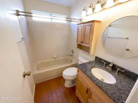 Bath - 9248 N Eaglestone Loop, Tucson, AZ 85742 photo 1 of 3