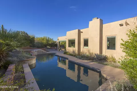 4935 N Desert Tortoise Pl, Tucson, AZ 85745
