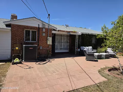 Exterior - 849 E Copper St, Tucson, AZ 85719 photo 1 of 3