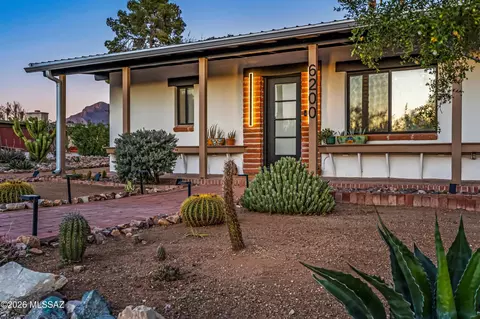 6200 N Via Ranchero, Tucson, AZ 85704