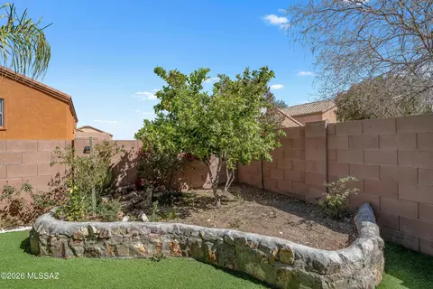 Exterior - 168 W Sprint St, Vail, AZ 85641 photo 5 of 7