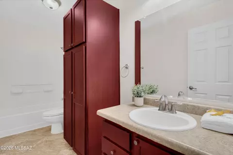 Bath - 168 W Sprint St, Vail, AZ 85641 photo 2 of 4
