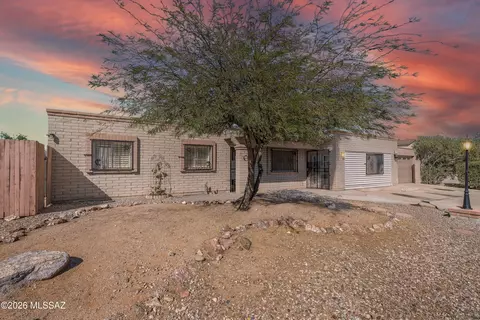 7855 E 34th St, Tucson, AZ 85710