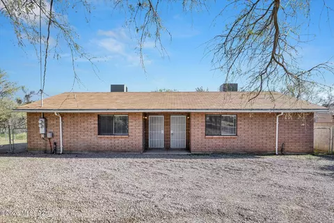 463 Sorrel Ct, Rio Rico, AZ 85648