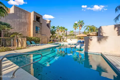 5675 N Camino Esplendora #1102, Tucson, AZ 85718