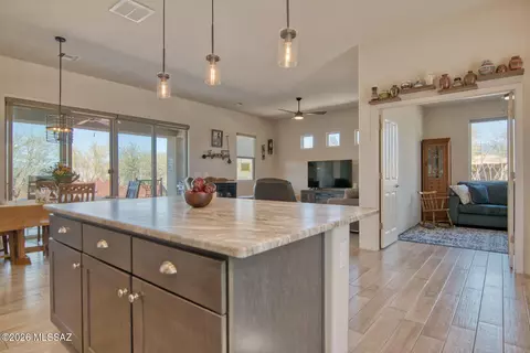 13826 E Langtry Ln, Tucson, AZ 85747