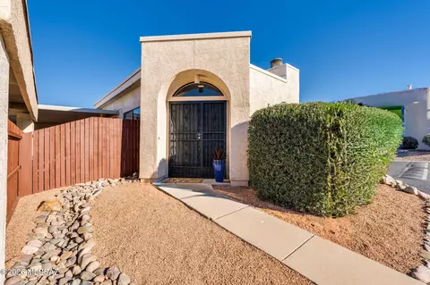 3242 N Glen Creek Dr, Tucson, AZ 85712