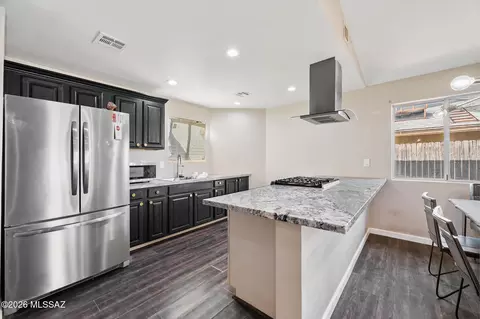 Kitchen - 836 E Oregon St, Tucson, AZ 85706 photo 1 of 4