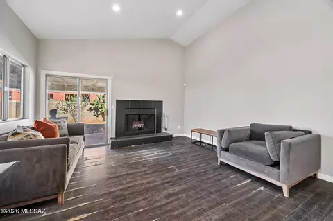 Living - 836 E Oregon St, Tucson, AZ 85706 photo 1 of 1
