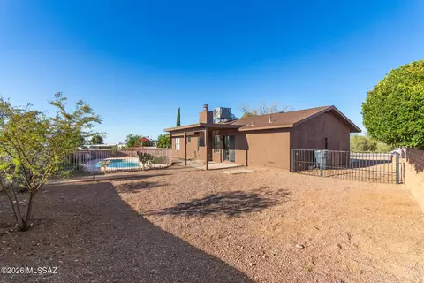 Exterior - 10580 E Observatory Dr, Vail, AZ 85641 photo 4 of 5