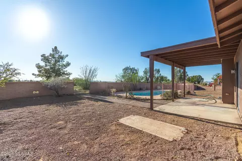 Exterior - 10580 E Observatory Dr, Vail, AZ 85641 photo 3 of 5