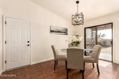 Dining - 10580 E Observatory Dr, Vail, AZ 85641 photo 1 of 1
