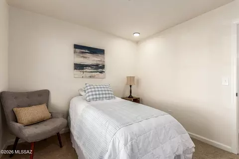 Bedroom - 10580 E Observatory Dr, Vail, AZ 85641 photo 5 of 9