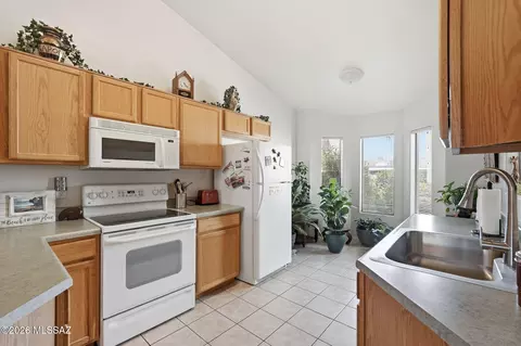 Kitchen - 7730 E 35th St, Tucson, AZ 85710 photo 1 of 4