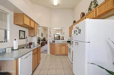 Kitchen - 7730 E 35th St, Tucson, AZ 85710 photo 2 of 4