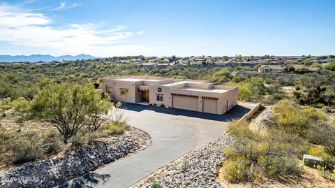 11651 N Copper Mountain Dr, Tucson, AZ 85737