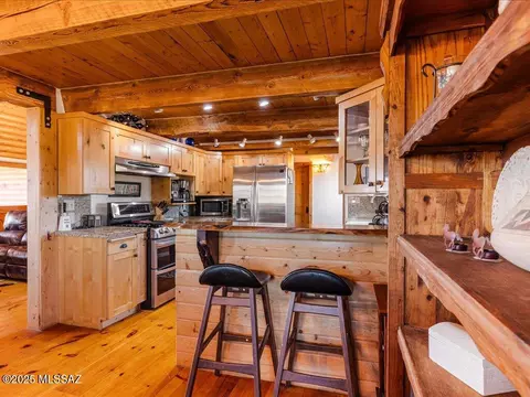 Kitchen - 26 Pronghorn Ln, Elgin, AZ 85611 photo 1 of 7