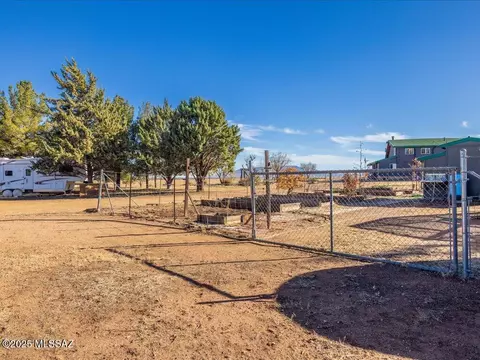 Exterior - 26 Pronghorn Ln, Elgin, AZ 85611 photo 2 of 6