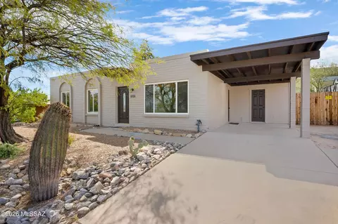 8420 E Stella Rd, Tucson, AZ 85730