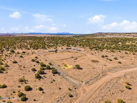196 Cimarron Dr, Other, NM 85001