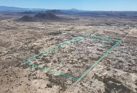 80 E Ac E Sulphur Springs Rd, Willcox, AZ 85643