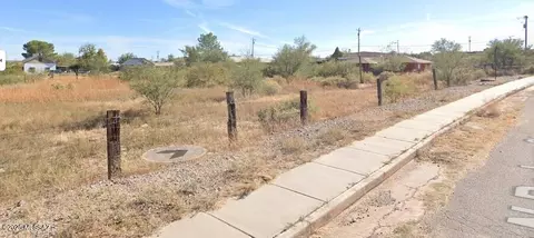 658 Elm St, Benson, AZ 85602 photo 2