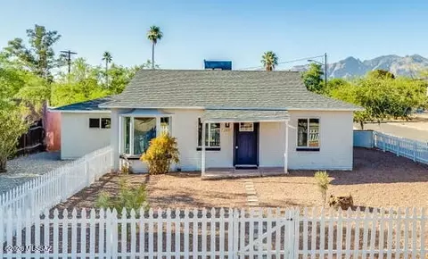 2621 E Adams St, Tucson, AZ 85716