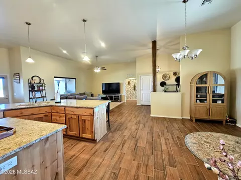 1271 E Fenway Dr, Benson, AZ 85602 photo 27