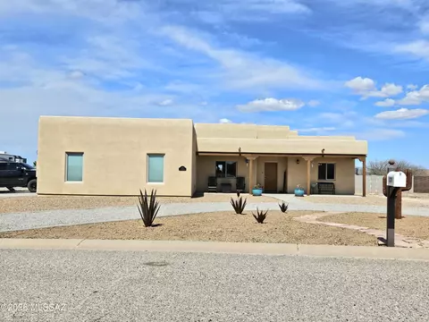 1271 E Fenway Dr, Benson, AZ 85602 photo 4