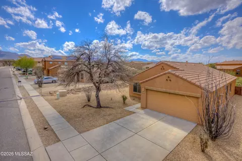 View/Area - 660 S Willis Ray Ave, Vail, AZ 85641 photo 1 of 1