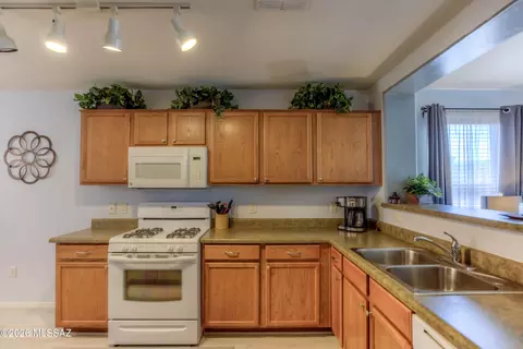 Kitchen - 660 S Willis Ray Ave, Vail, AZ 85641 photo 1 of 4