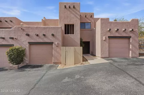 3011 W Trevi Pl #201, Tucson, AZ 85741