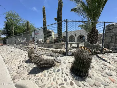 645 W Mabel St, Tucson, AZ 85705