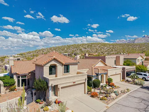 1715 E Deer Shadow Ln, Tucson, AZ 85737