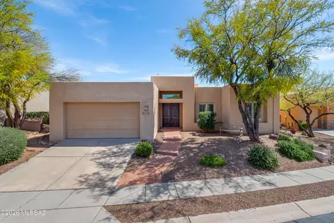 13854 N Slazenger Dr, Oro Valley, AZ 85755