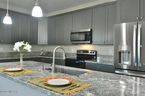 Kitchen - 1091 N Vail View Rd, Vail, AZ 85641 photo 7 of 7