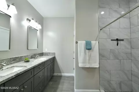 Bath - 1091 N Vail View Rd, Vail, AZ 85641 photo 6 of 8