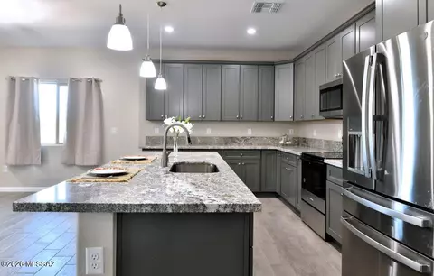 Kitchen - 1091 N Vail View Rd, Vail, AZ 85641 photo 5 of 7