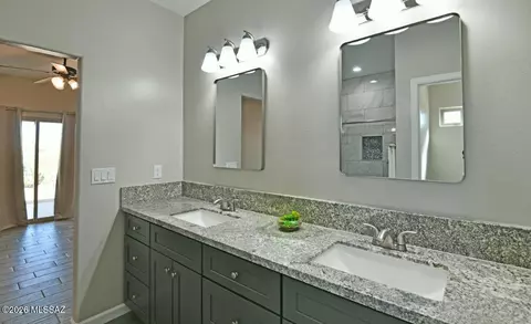 Bath - 1091 N Vail View Rd, Vail, AZ 85641 photo 3 of 8
