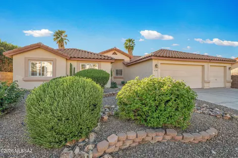 1747 N Sandstone Ridge Dr, Tucson, AZ 85715