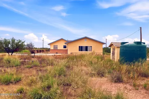 Exterior - 2505 W Arcadia Ln, Willcox, AZ 85643 photo 1 of 2