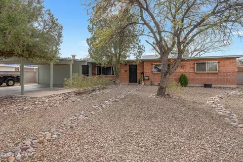2701 N Arcadia Ave, Tucson, AZ 85712
