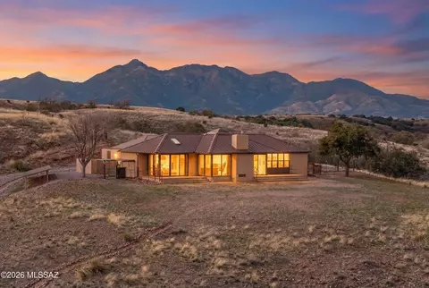 104 Douglas Ln, Sonoita, AZ 85637